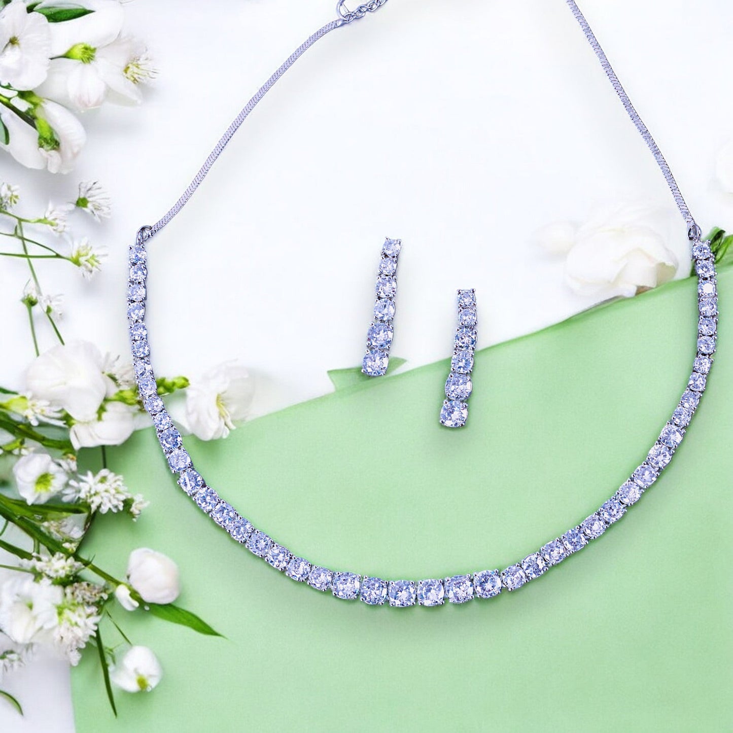 AD DEVAKI NECKLACE SET