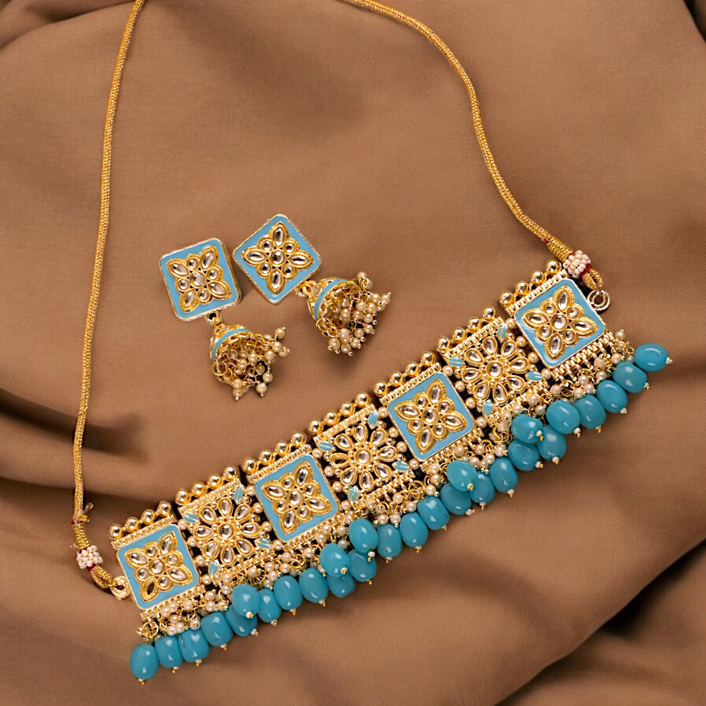 Aqua Arunima Choker