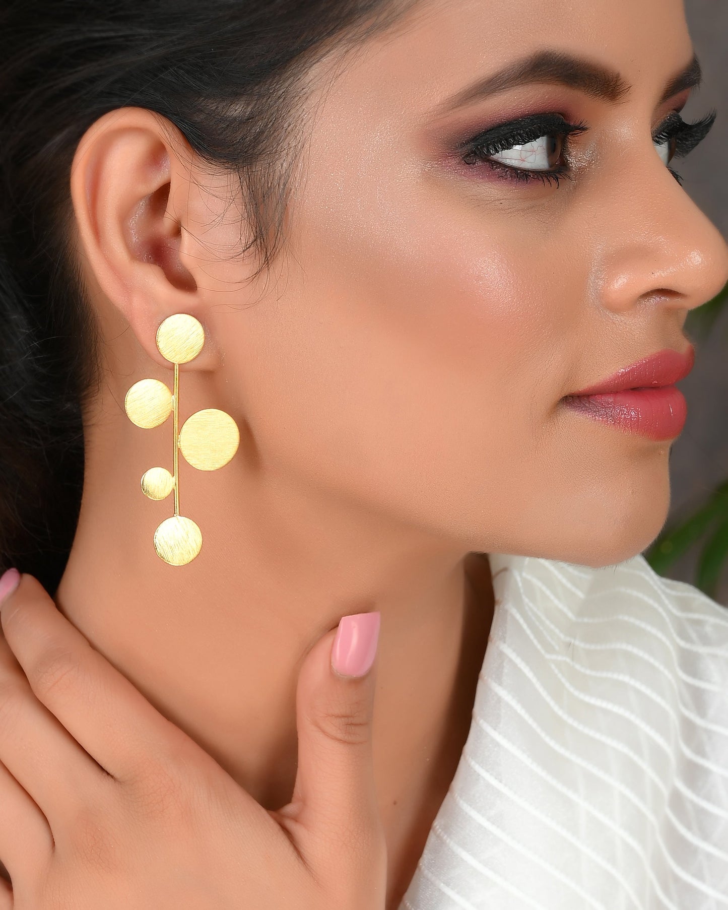 GOLDEN LESLIE EARRING