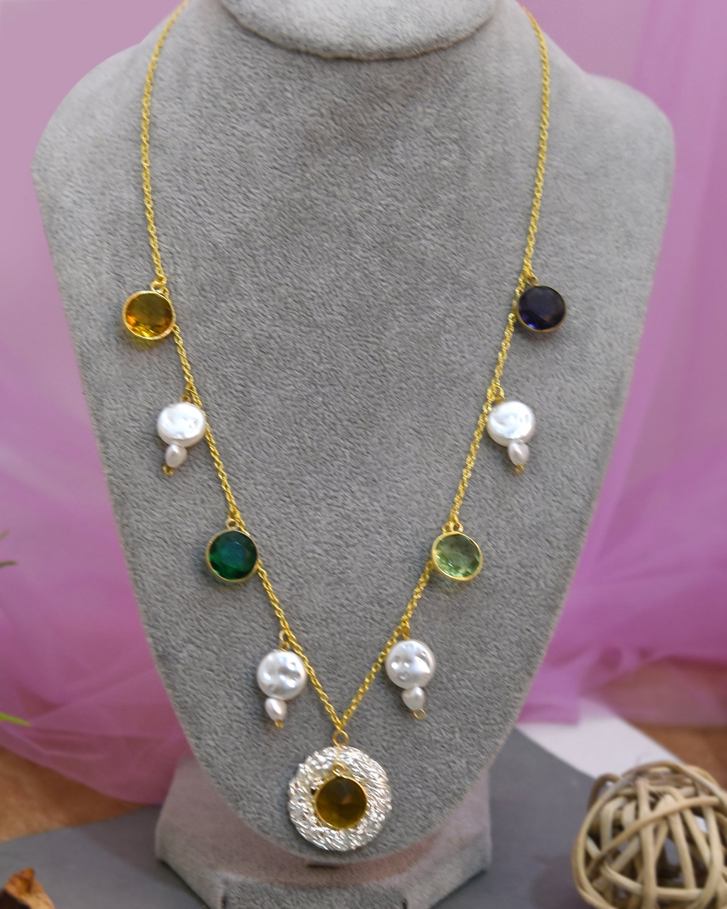 MULTI 1 EMILY NECKLACE
