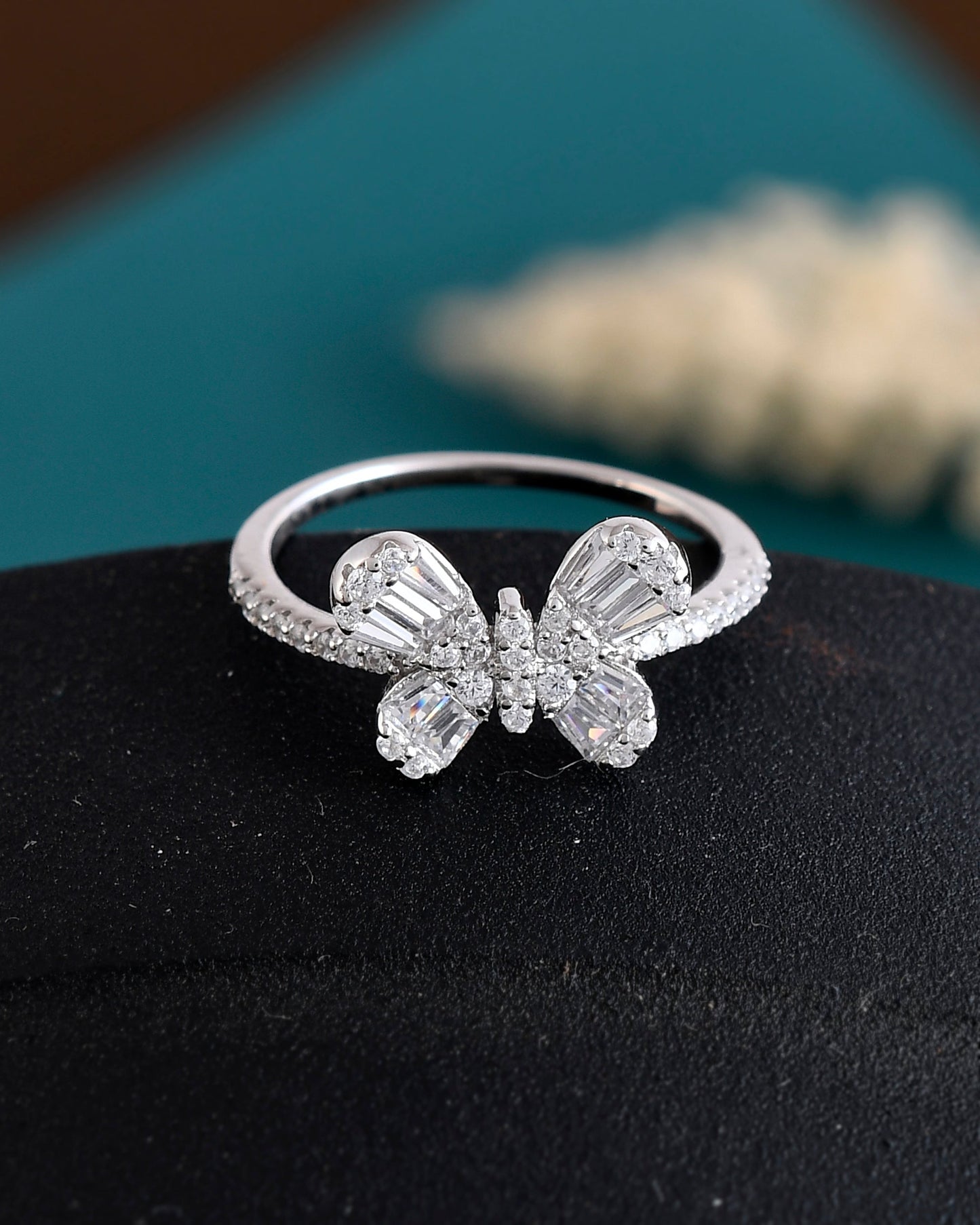 SILVER DIAMOND LILY BUTTERFLY RING