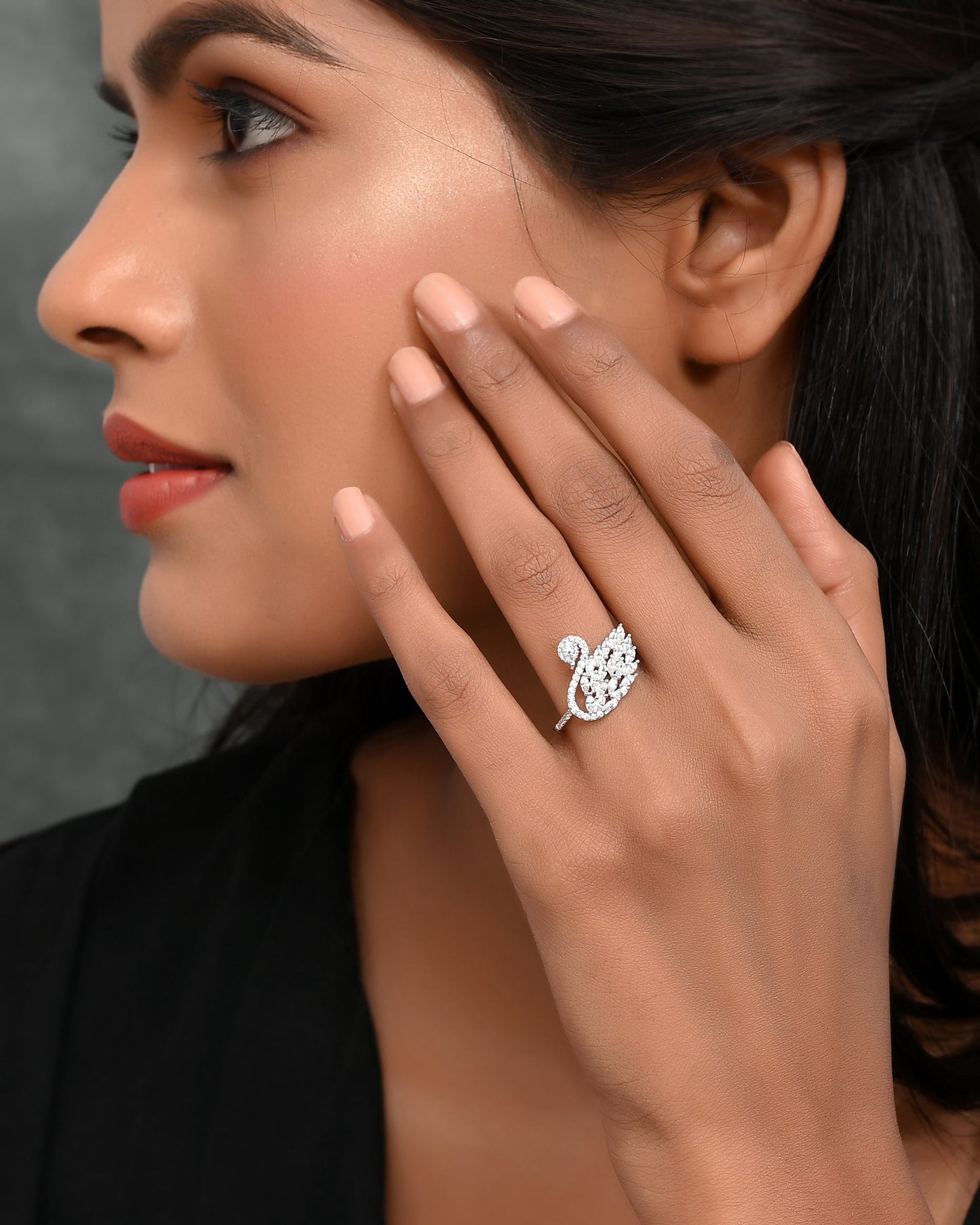 SILVER DIAMOND SWAN RING