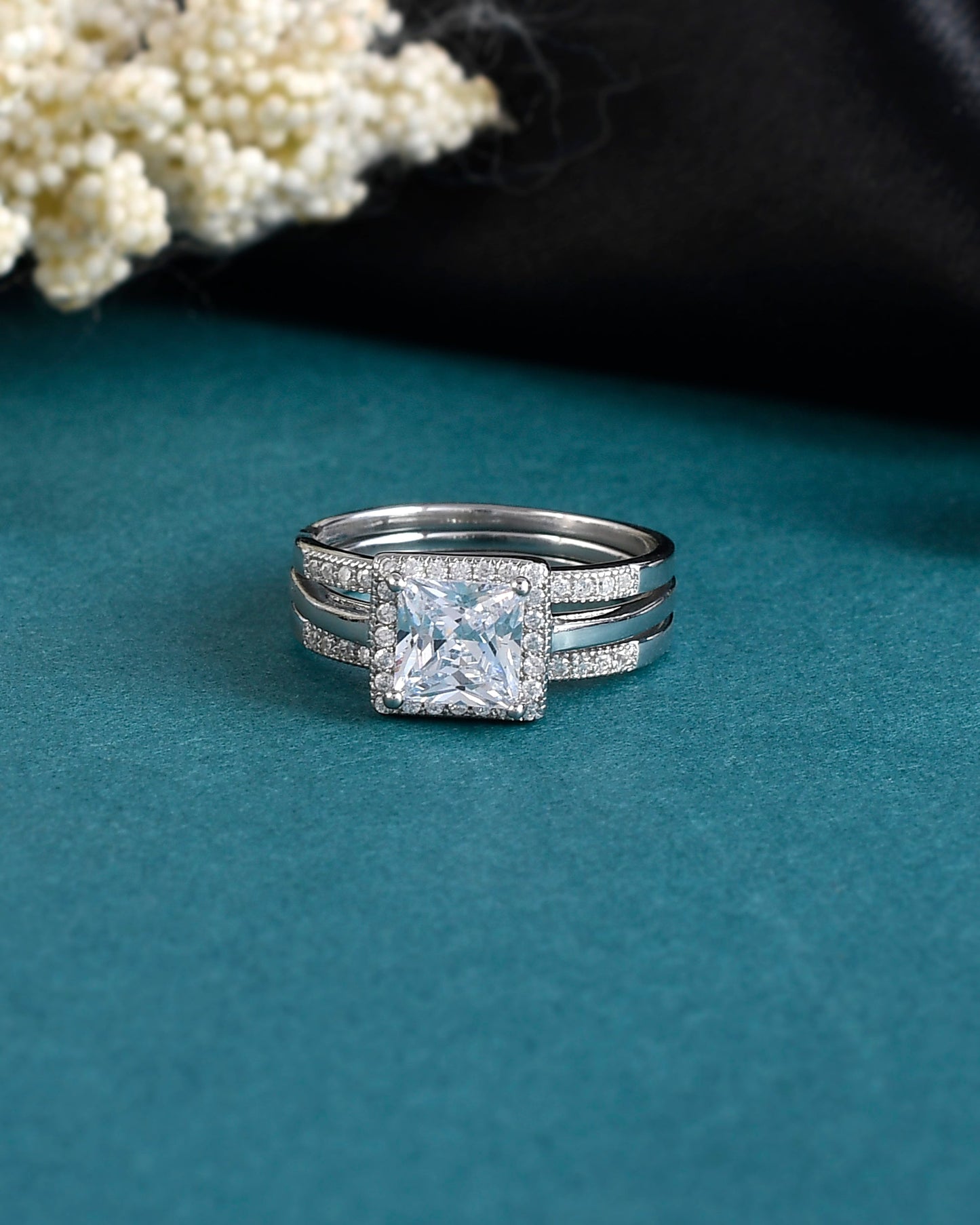 SILVER DUAL FROST DIAMOND RING