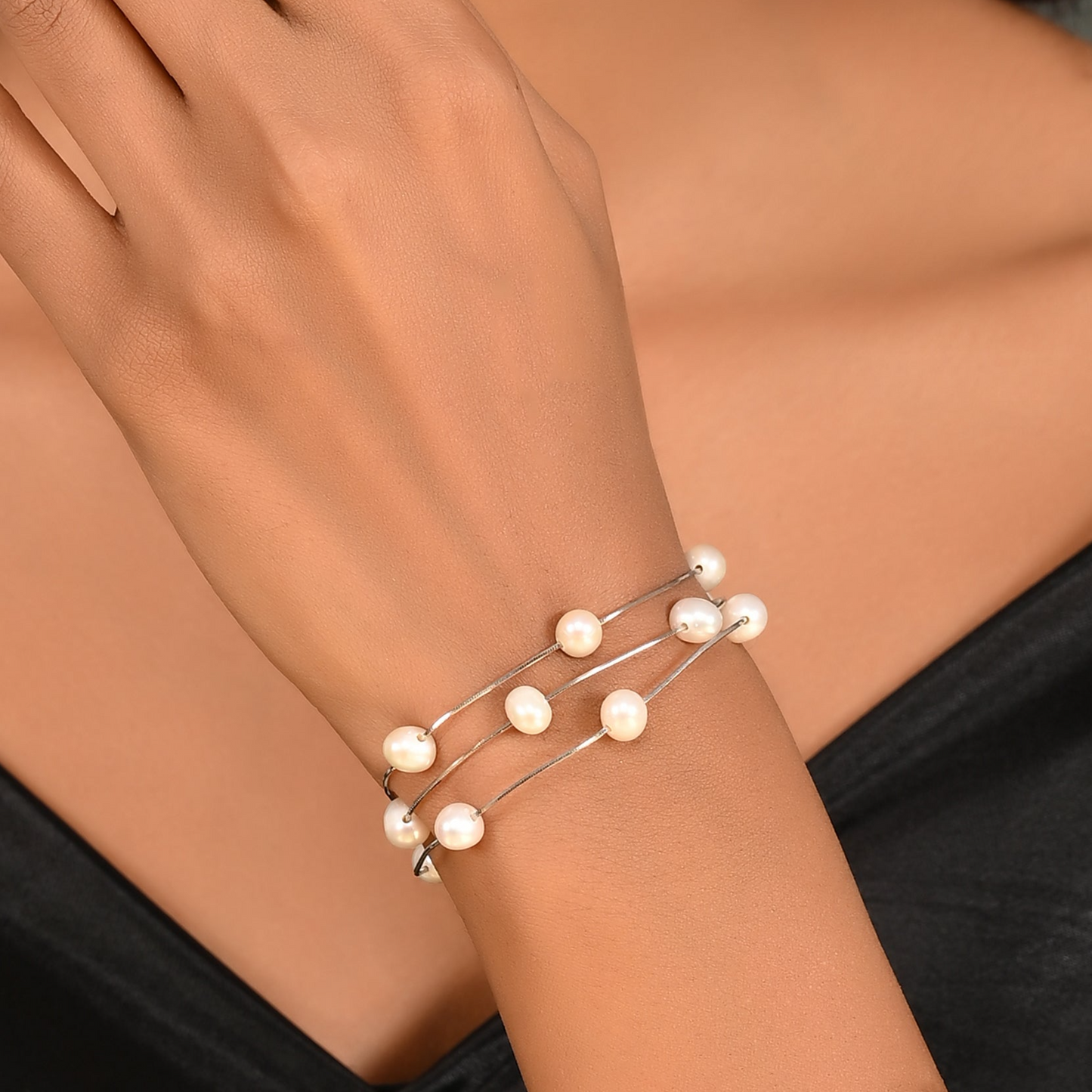 SILVER TRITANGLED PEARL BRACELET