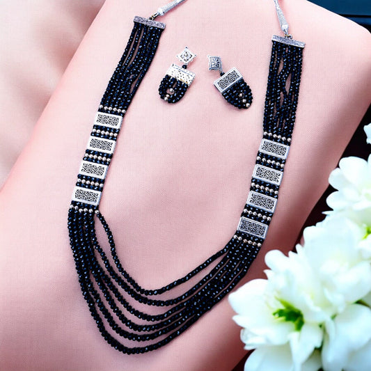 BLACK LOTTIE NECKLACE SET