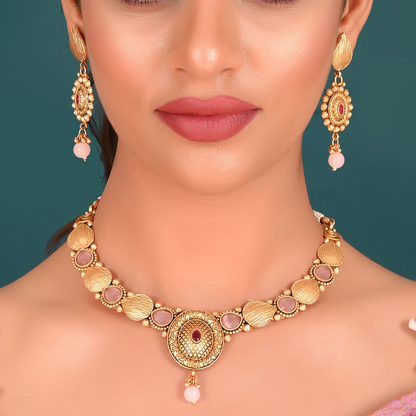 BLUSH JANET NECKLACE SET
