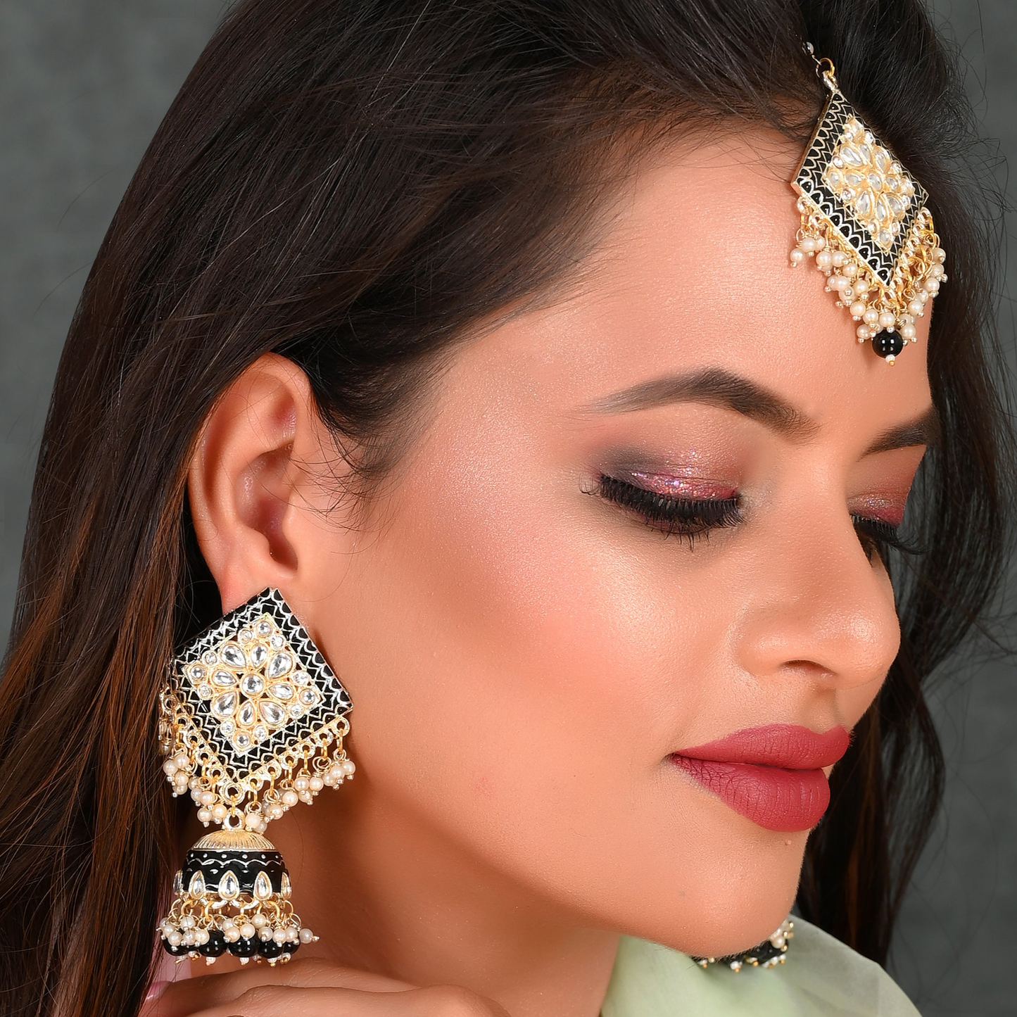 BLACK ALBERTA JHUMKI SET