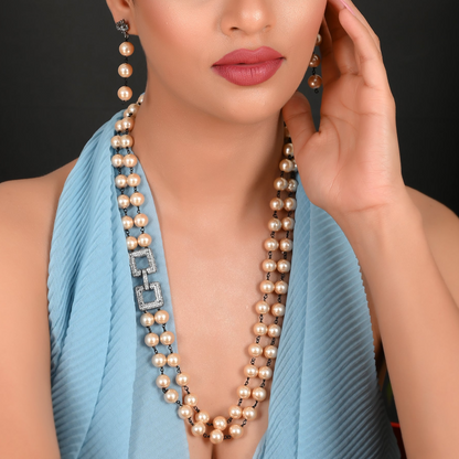 CREAM MACE STATEMENT NECKLACE