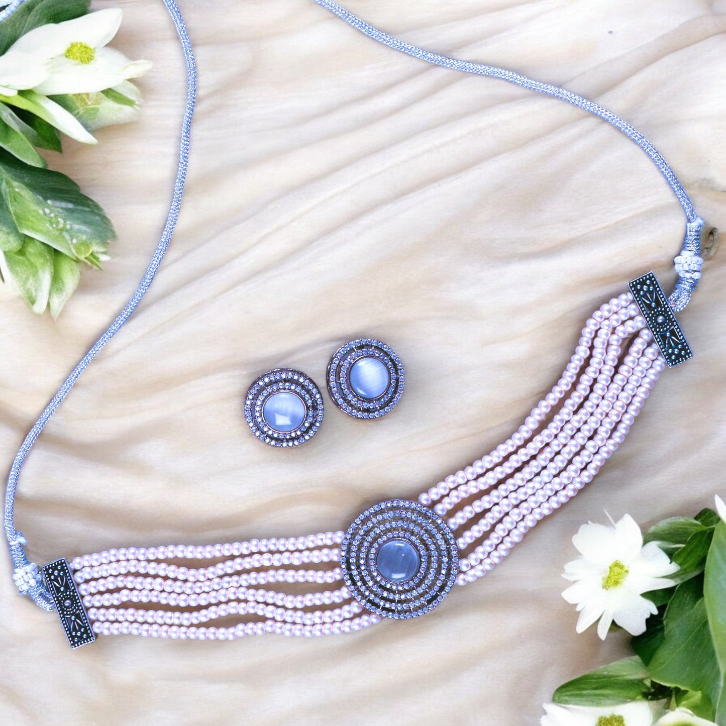 CREAM BETSY NECKLACE SET