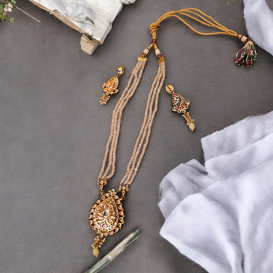 CREAM NAILA SET