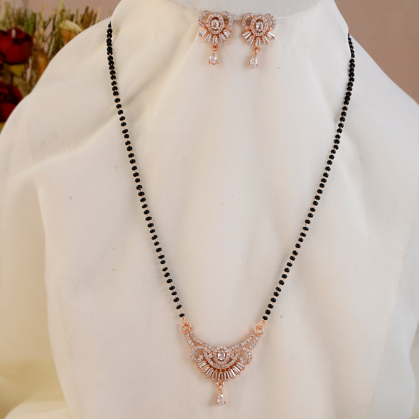 RAAGINI MANGALSUTRA SET