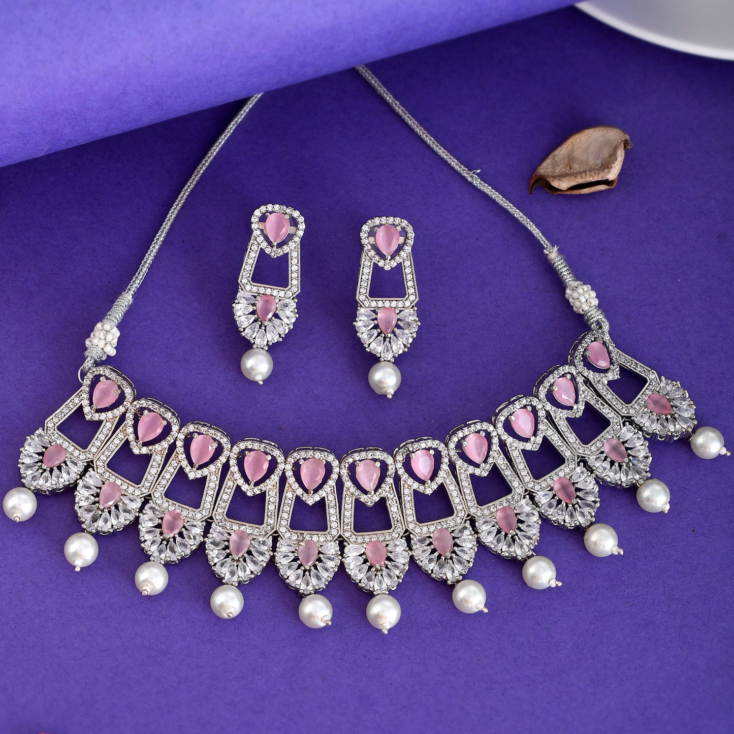 BLUSH ALMOND CRYSTA SET