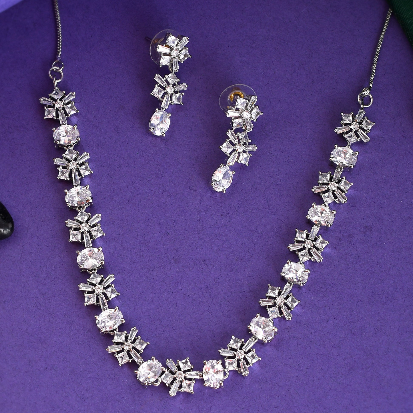 SNOW FLAKE OVAL SET