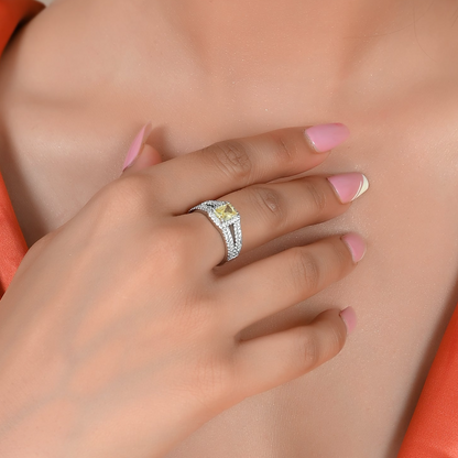 CRYSTAL ZOYA RING