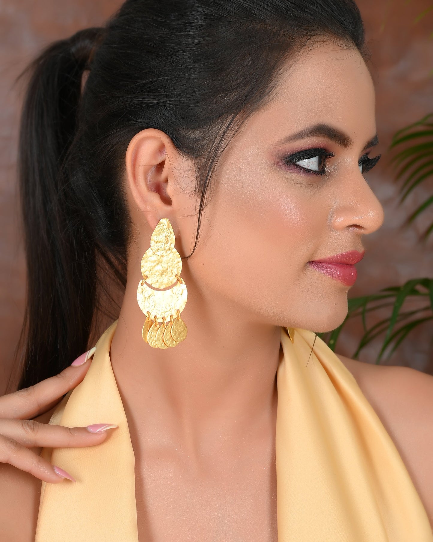 GOLDEN LEISHA EARRING