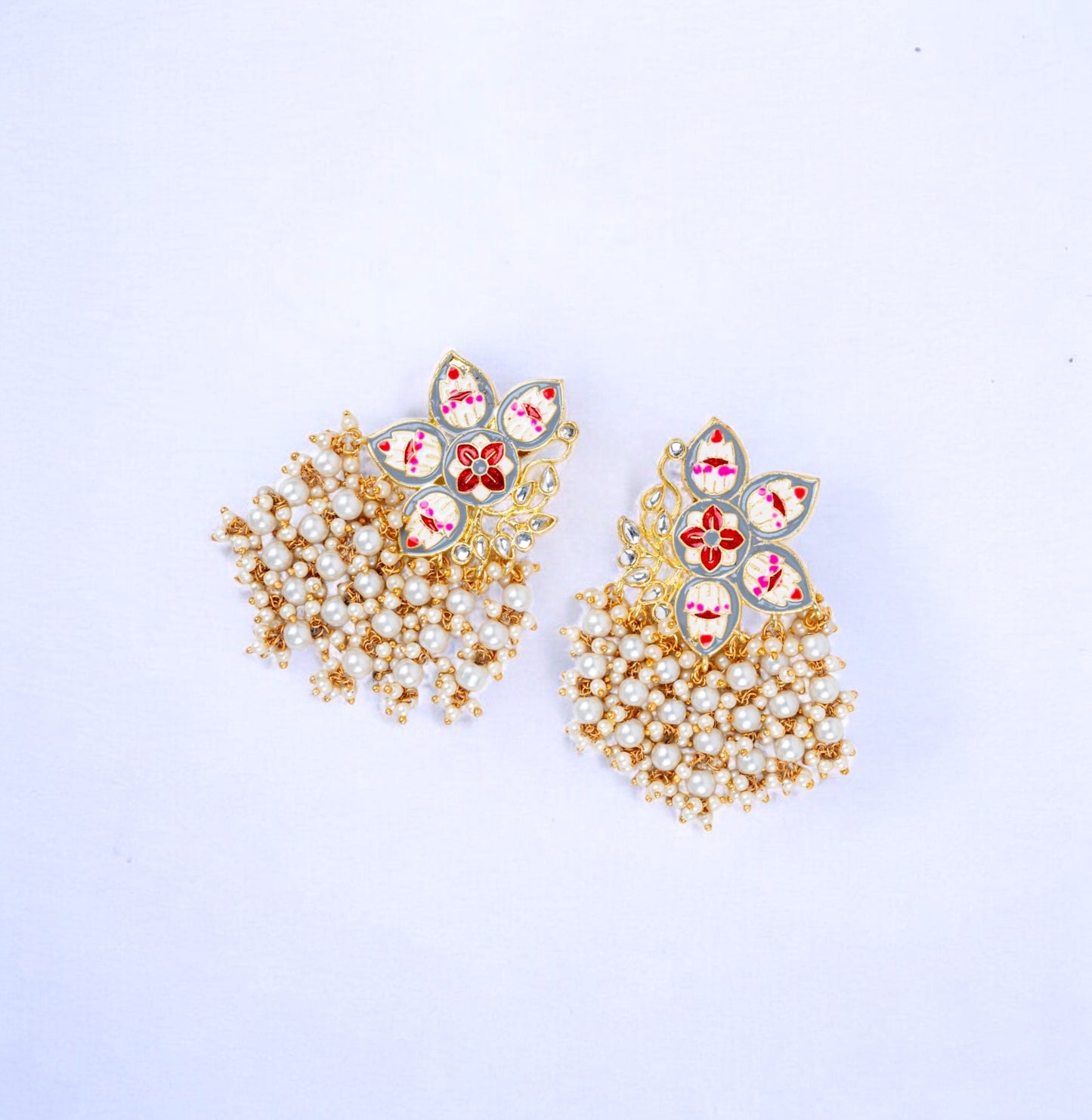 GREY PERSIS DANGLER