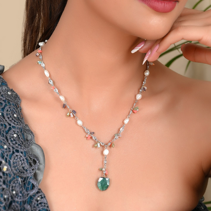EMRALD AUSTIN NECKLACE
