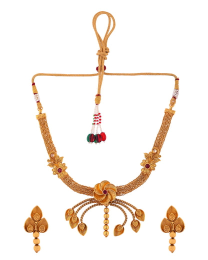 GOLDEN JENNIFER NECKLACE SET