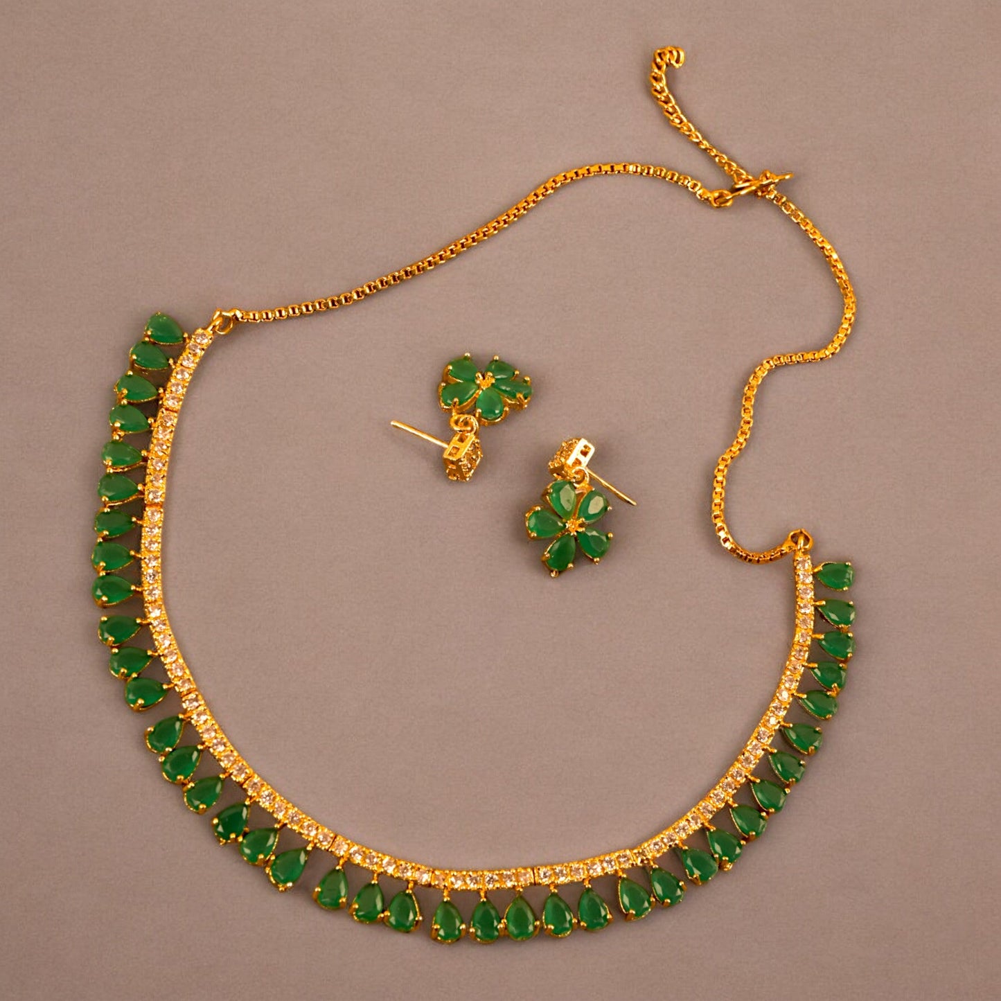 GREEN AADEE SET