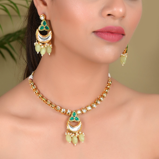 GREEN KUNDAN TONYA SET