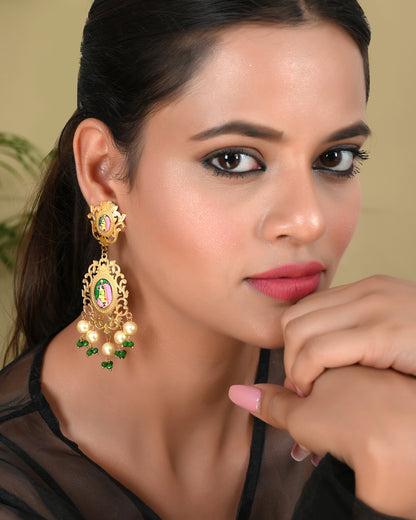 GREEN MARILYN EARRING