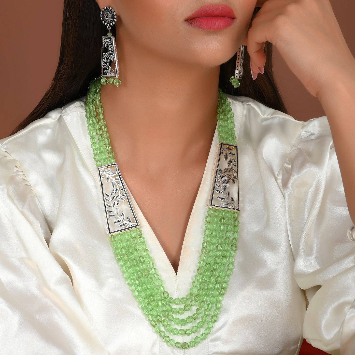 LORNA NECKLACE