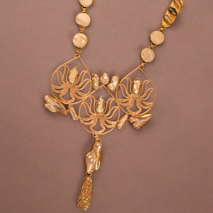 PEARL AVALANCHE STATEMENT NECKLACE