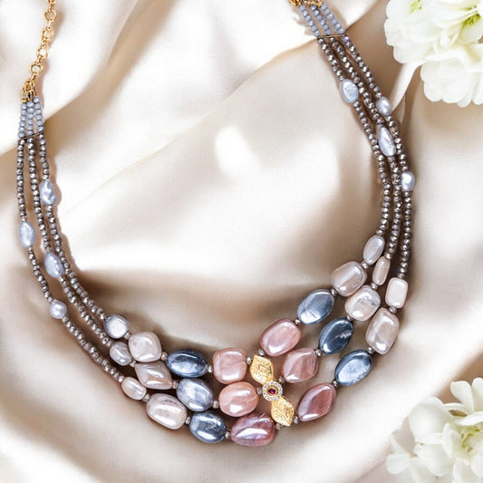 PEBBLES KIWI NECKLACE