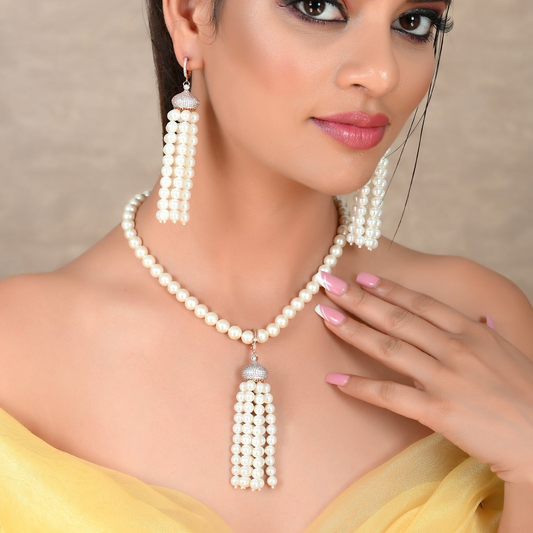 ROSEGOLD PEARL VARCAS NECKLACE