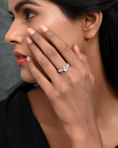 SILVER CLASSIC OVAL DIAMOND RING