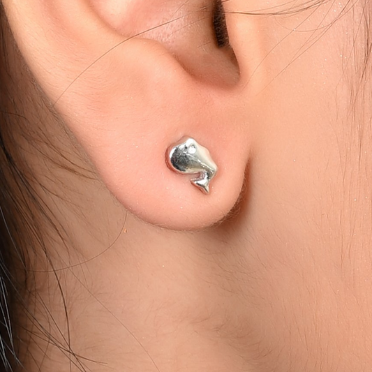 SILVER CURVE WHALE EARRINGS