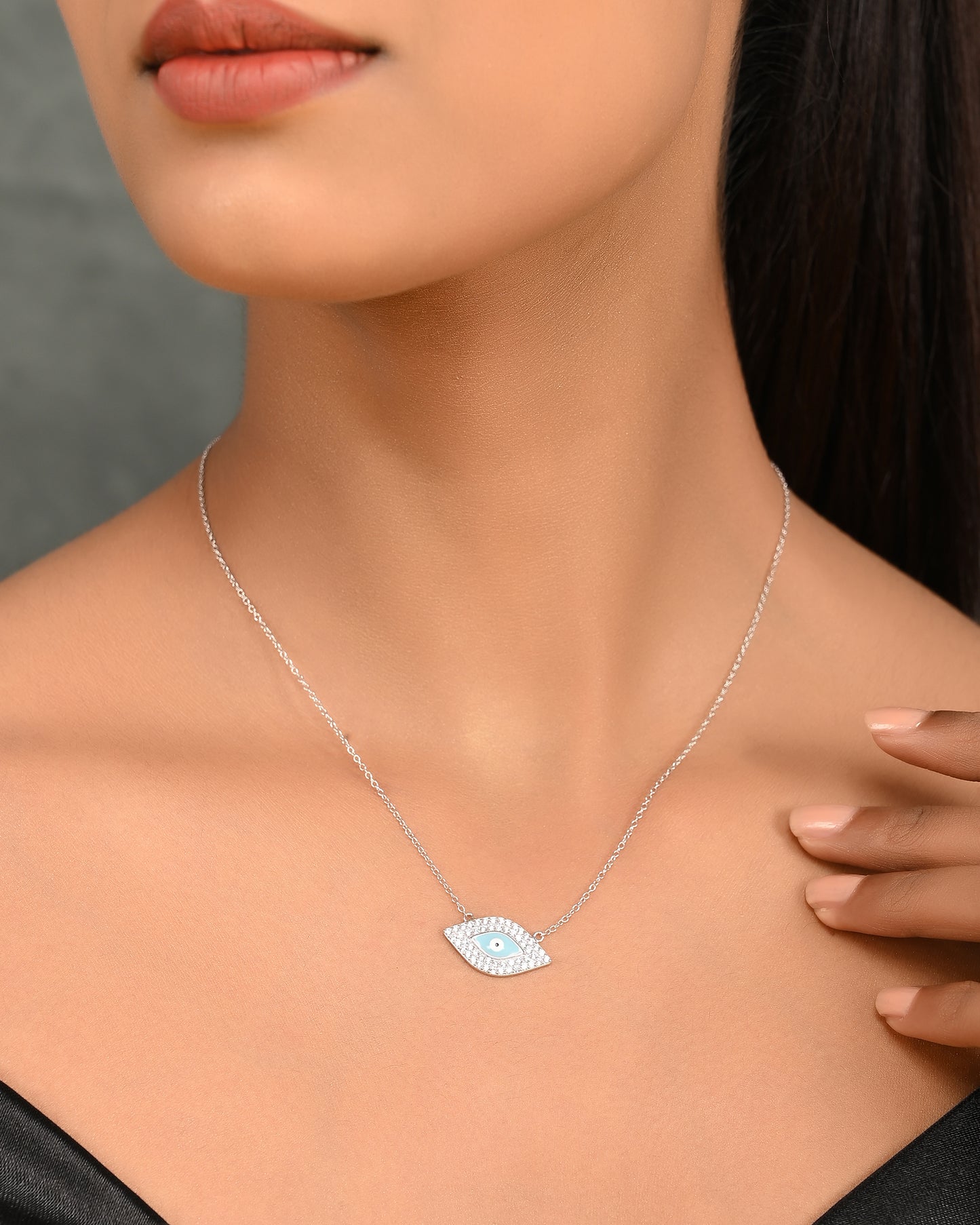 SILVER DIAMOND EVILEYE NECKLACE