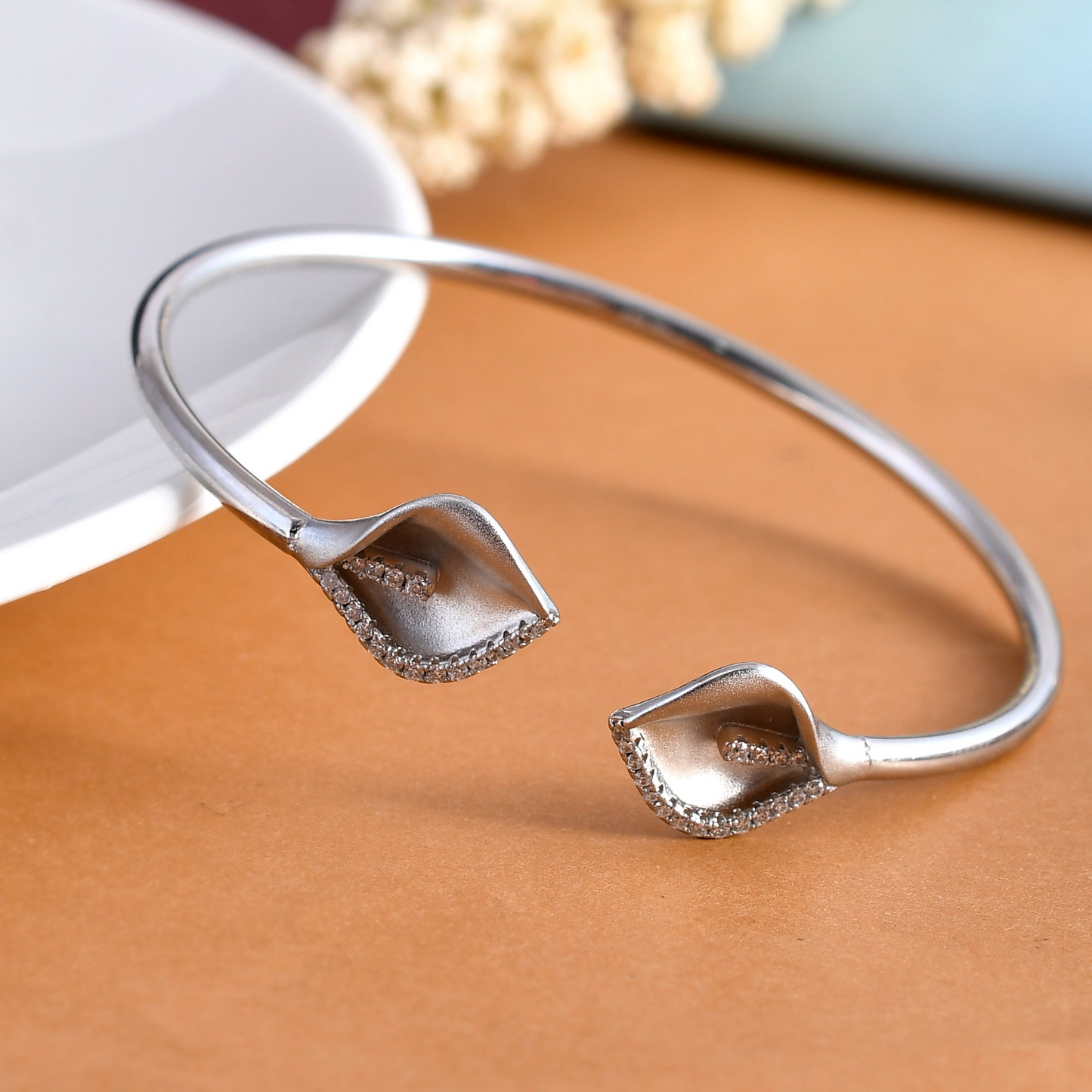 SILVER DIAMOND PETALS BRACELET