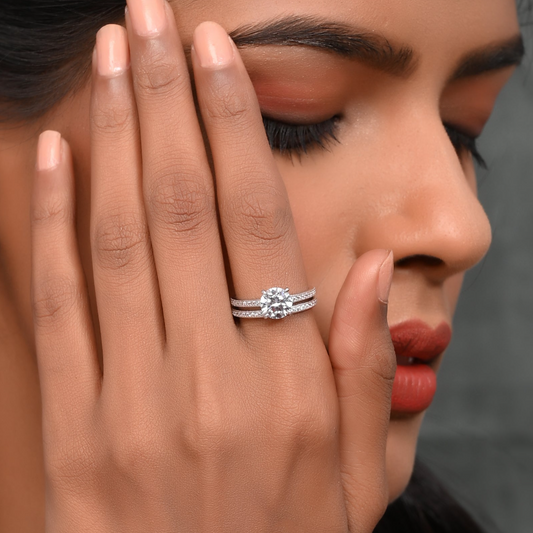 SILVER DUAL FROST DIAMOND RING