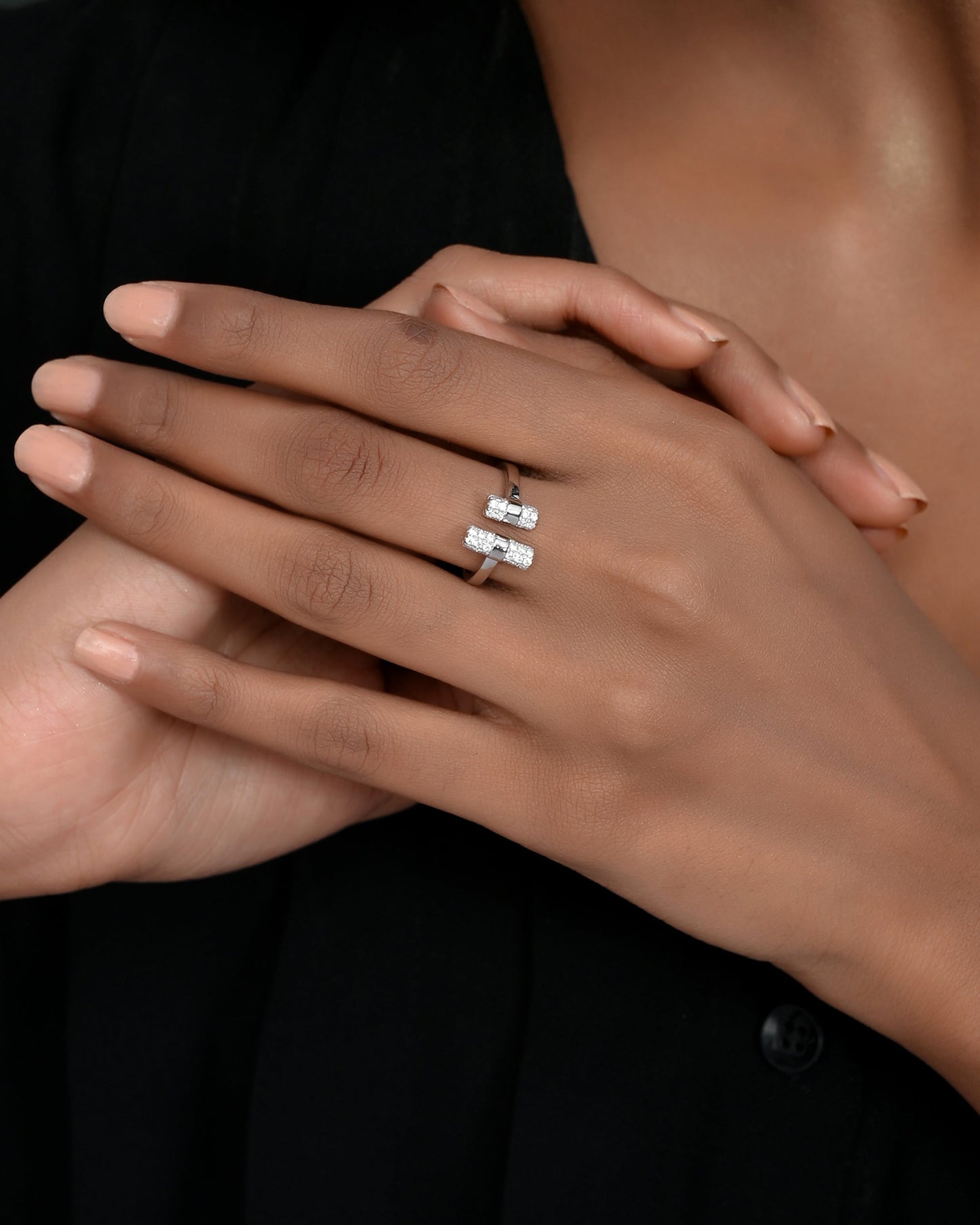 SILVER PARALLEL DIAMOND CYLINDER RING