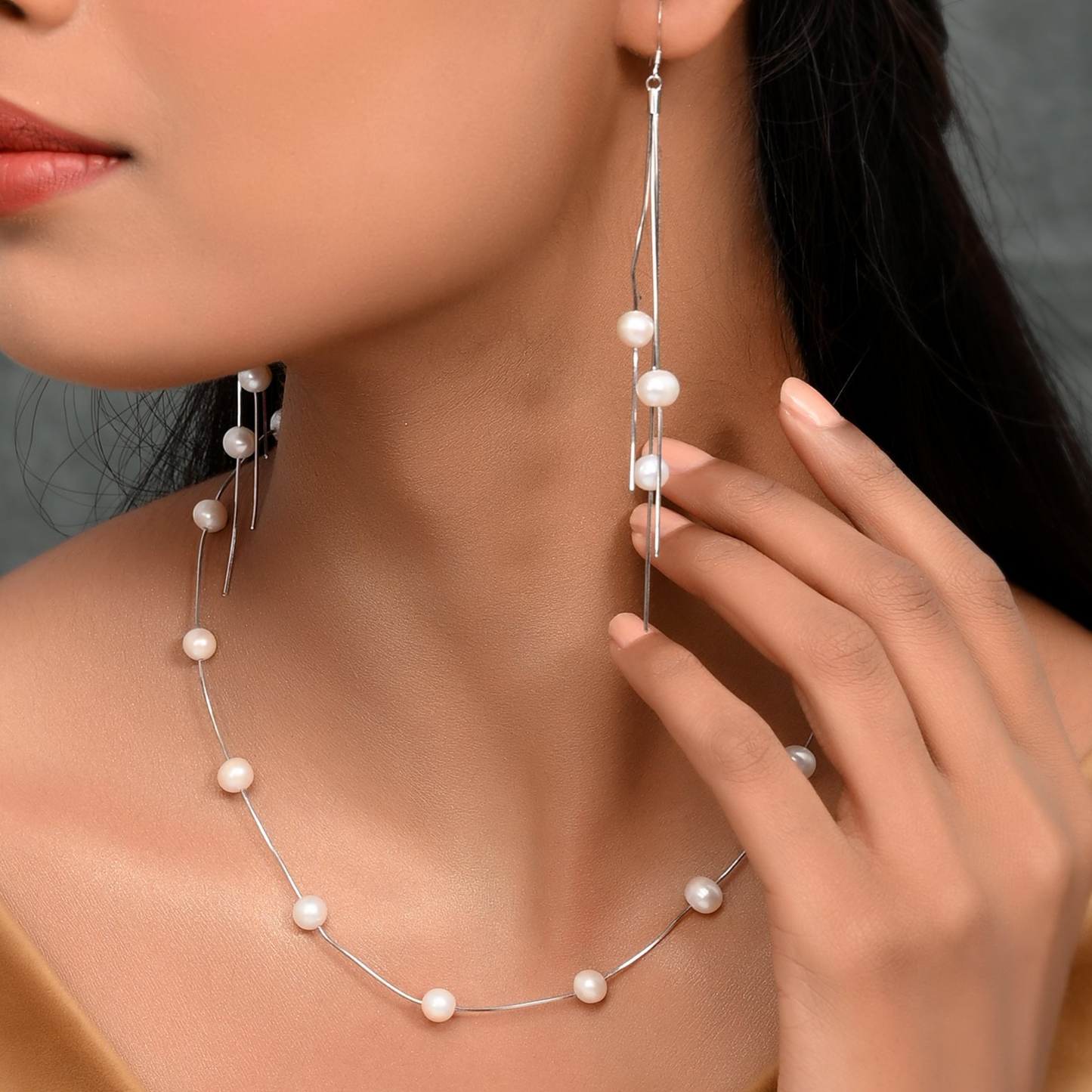 SILVER PEARL TANGLED NECKLACE SET