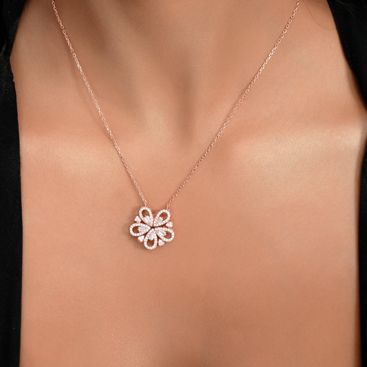 SILVER PENTA FLORAL ROSEGOLD NECKLACE