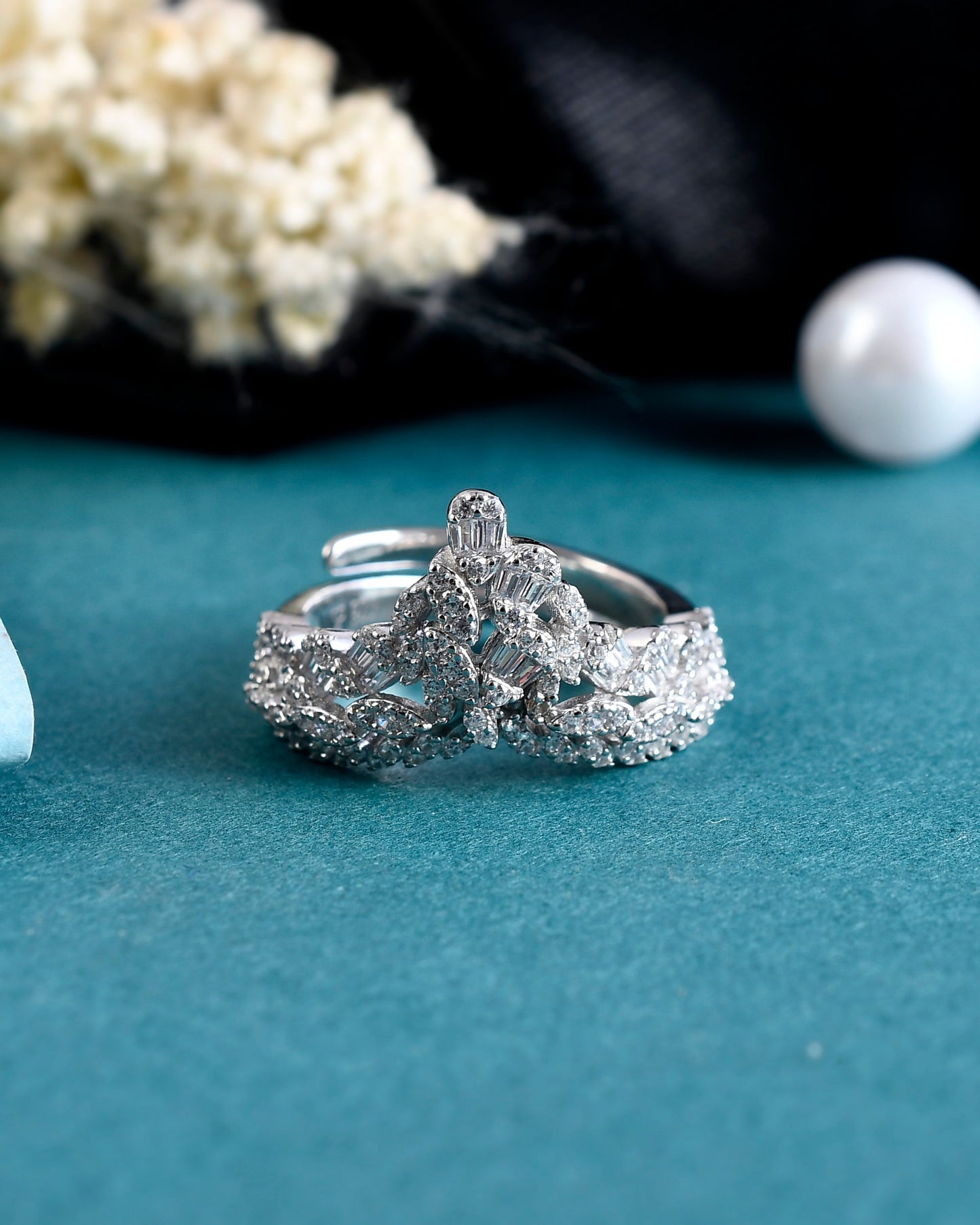 SILVER QUEEN CROWN RING