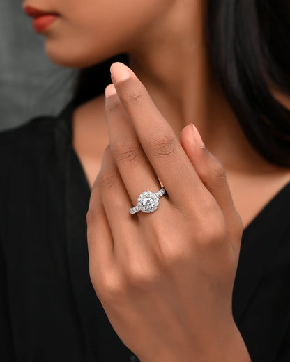 SILVER SOLIATIRE RING