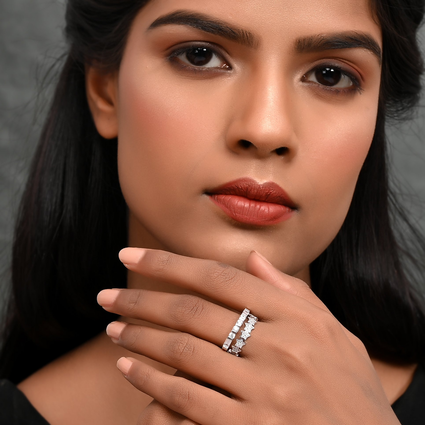SILVER STAR BAND CUPID RING