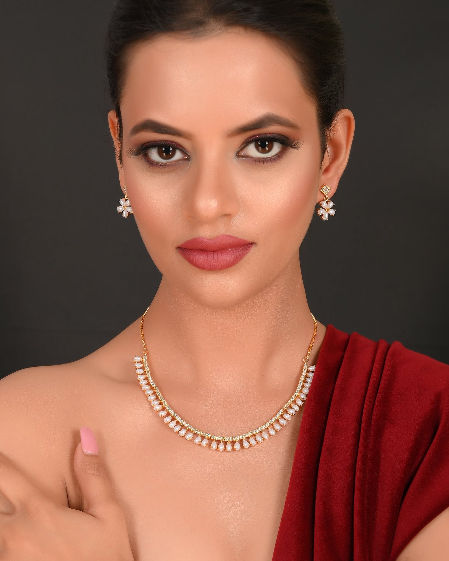 PEARL AADEE SET
