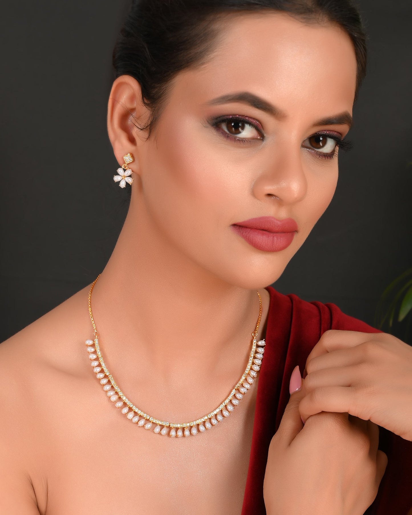 PEARL AADEE SET