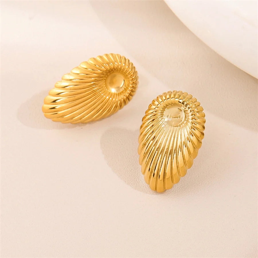 RETROCHIC 18K GOLD PLATED STUD